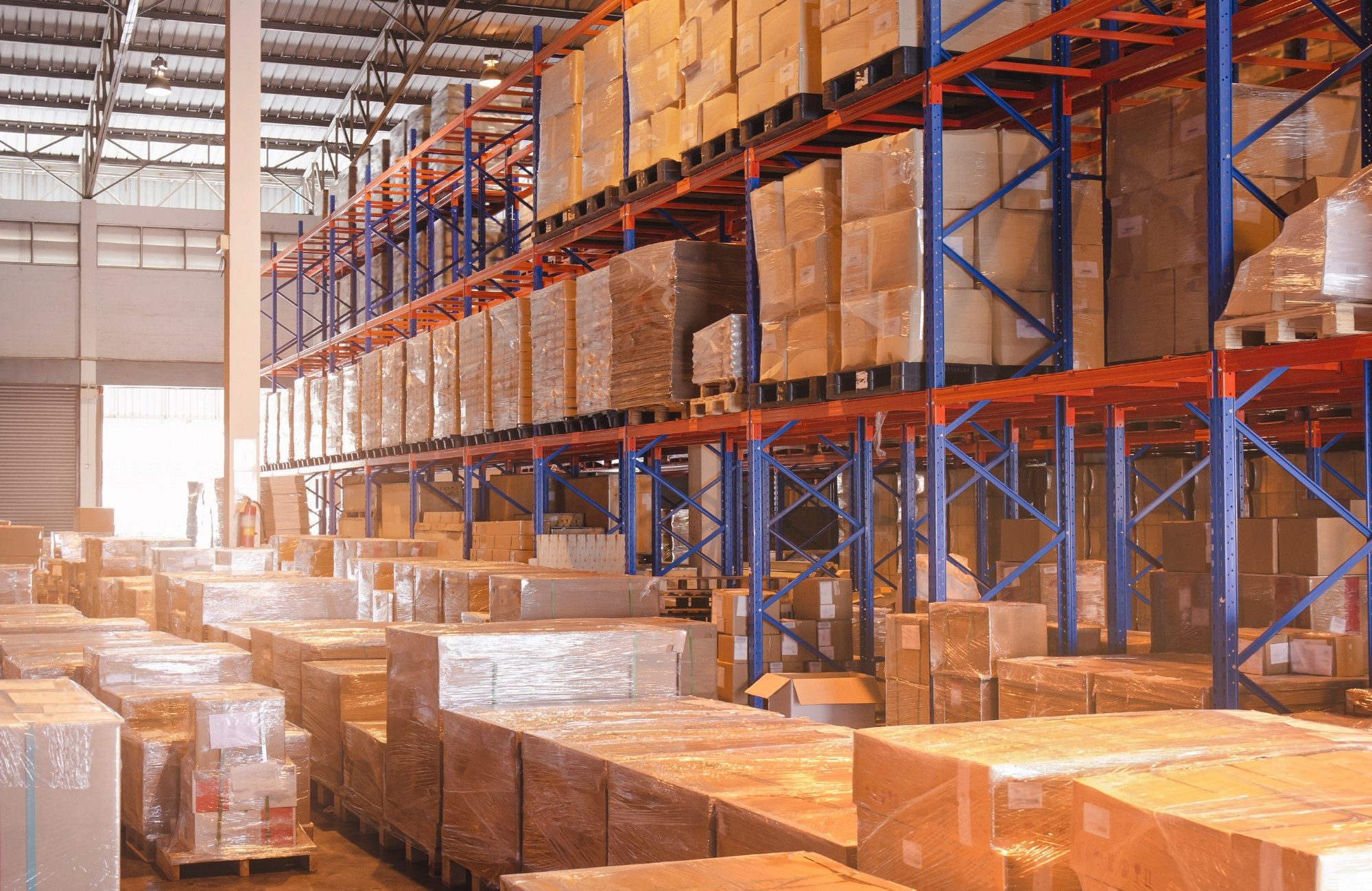 Servicio de<br>Importación<span class='text-gzg-purple-10 font-numans text-[108px] leading-1'>.</span>